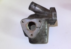 C30996 Early 4.2 Thermostat housing